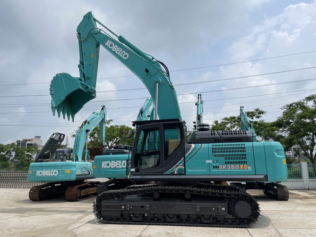 Kobelco SK380XDLC-10 thực tế