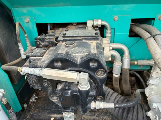 Hệ thống thủy lực máy xúc cũ sk200-8