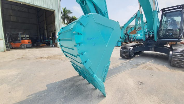 Gầu máy xúc Kobelco SK380XDLC-10