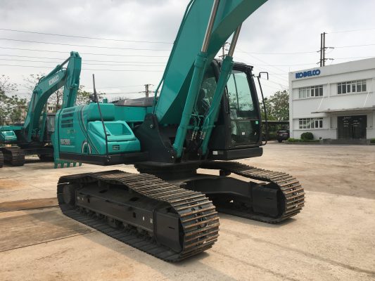 Giá máy xúc Kobelco SK200-10 mới