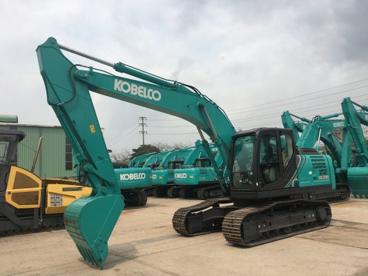 giá máy xúc Kobelco SK200-10