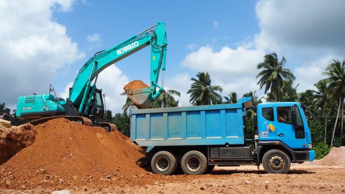 Kobelco SK200-10 gầu 0.93 m3 xúc xe ben