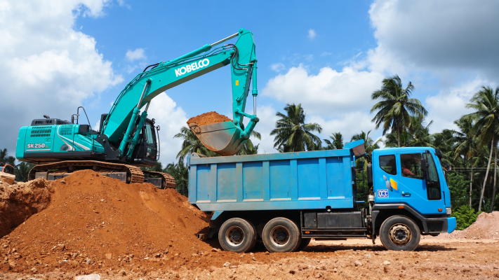 Năng suất SK250-10 gầu 1,2 m3 tại công trường