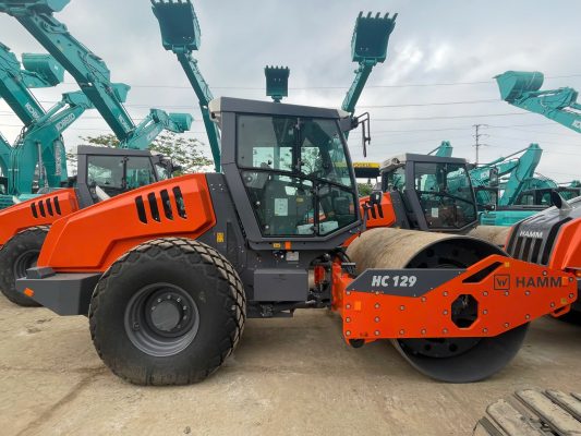Lu rung Hamm HC129 12 tấn