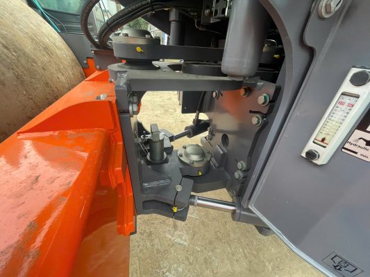 Khớp nối 3 điểm lu rung HAMM HC Series